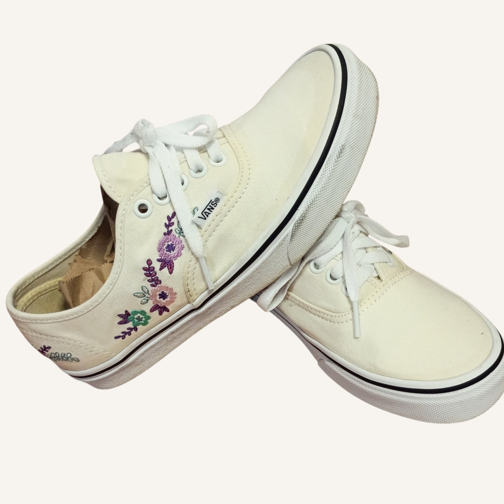 Vans Cream Canvas Low-Top Sneakers with Purple & Green Floral Embroidery